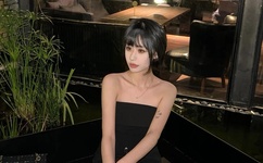 夏季短袖看见女同学乳突照片